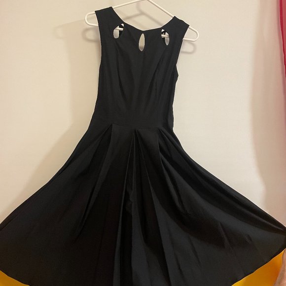 Miss Lula Keyhole Swing Dress - Picture 1 of 3